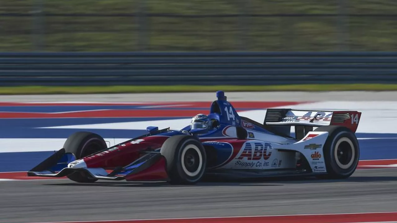 Why does IndyCar only drive in ovals?